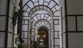 Hallways of Lima