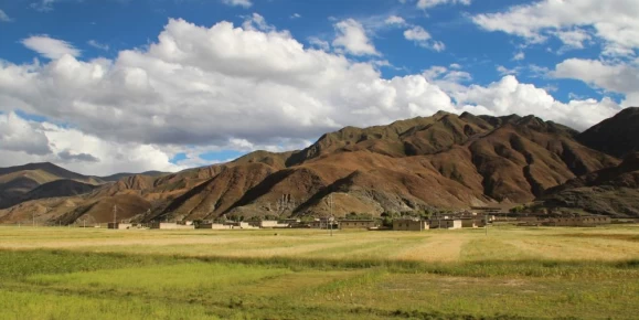 Tibetan landscape and homes