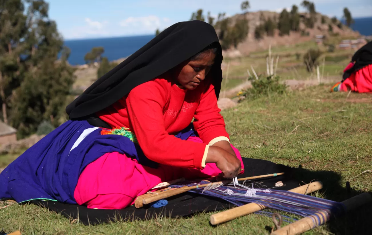 Lake Titicaca traditional weaving