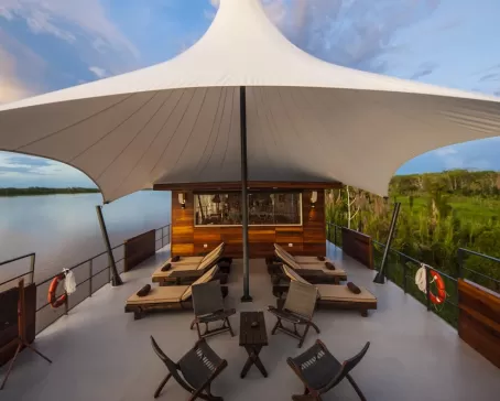 Outdoor lounge on the Aria Amazon