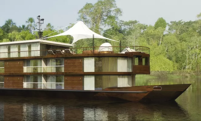 The Zafiro sailing the Amazon River