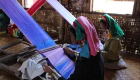 Women weavers at Inle Lake