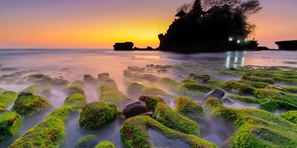 Tanah Lot Hindu Temple - Bali