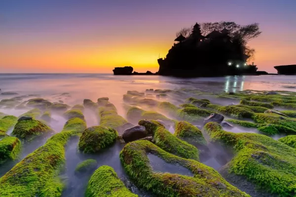 Tanah Lot Hindu Temple - Bali