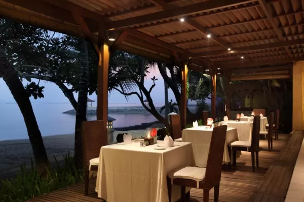 Dining Room overlooking Sanur Beach