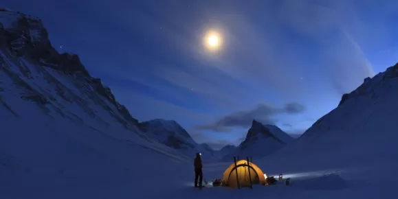 Camping in the Polar regions