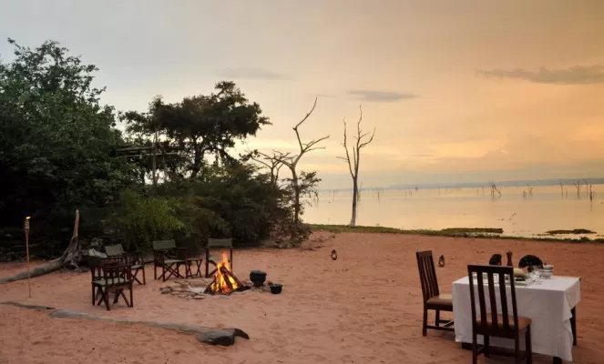 Beachside dining on shore of Lake Kariba